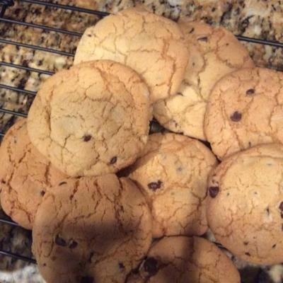 trois cents biscuits aux pépites de chocolat