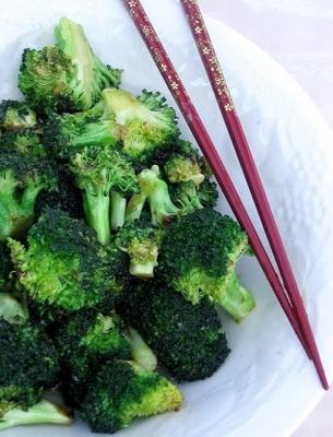 chow gai laan (brocoli vert jade)