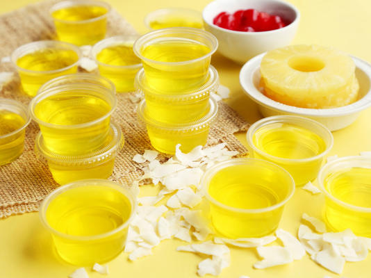 île ananas noix de coco jello shots