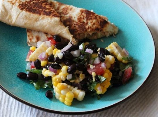 salade de haricots noirs et de maïs