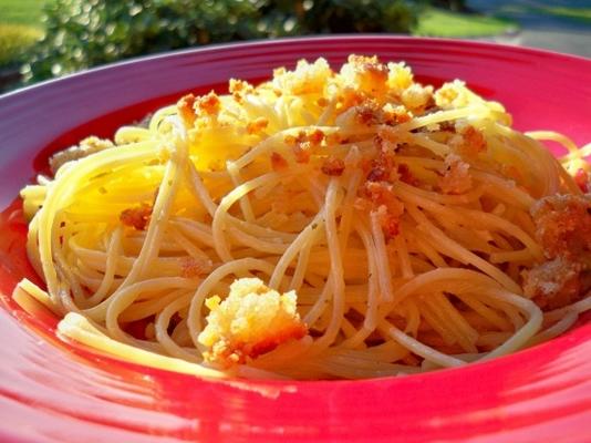 spaghetti alla carrettiera (spaghettis minces avec chapelure)