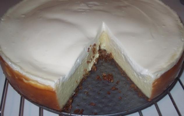 Cheesecake à la vanille et à la croûte de noix