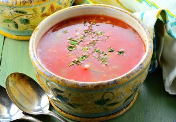soupe de légumes tomate de jardin