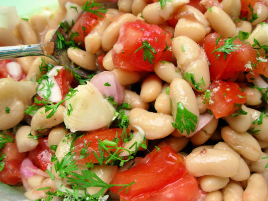 salade de tomates raisins et haricots blancs
