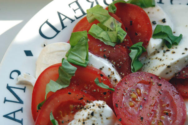 salade fraîche mozzarella-tomate-basilic