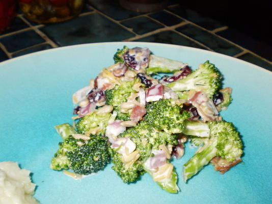 brocoli avec salade de canneberges