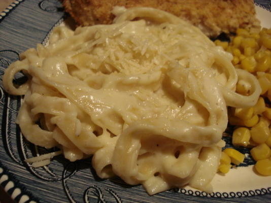 fettuccine faible en gras alfredo