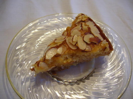 gâteau aux amandes de albufeira, portugal