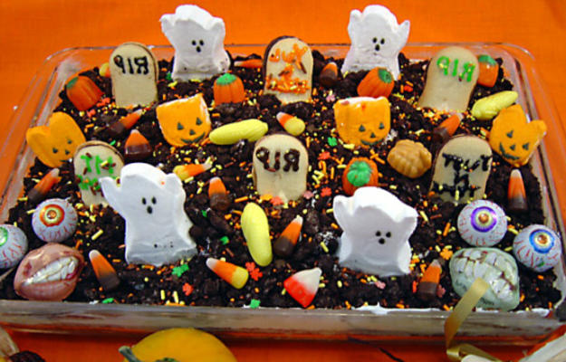 gâteau au cimetière halloween spooktacular
