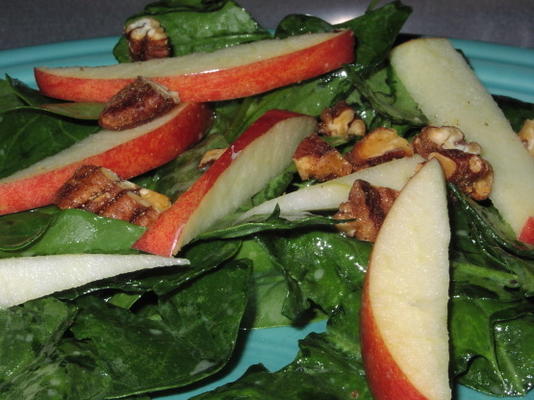 salade d'épinards et de pomme verte, diabétique