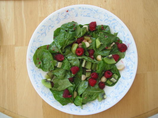 splendide salade d'épinards à la framboise