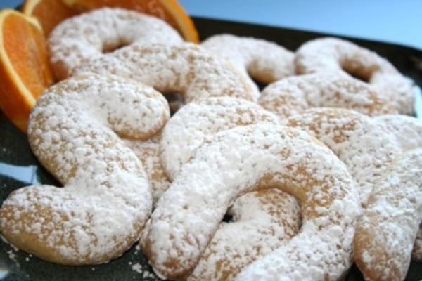 biscuits à l'orange (koulourakia)