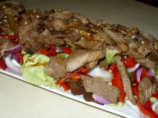 salade de bifteck thaïlandaise faible en gras