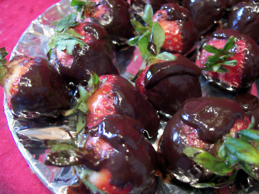 Fraises enrobées de chocolat de Contessa aux pieds nus