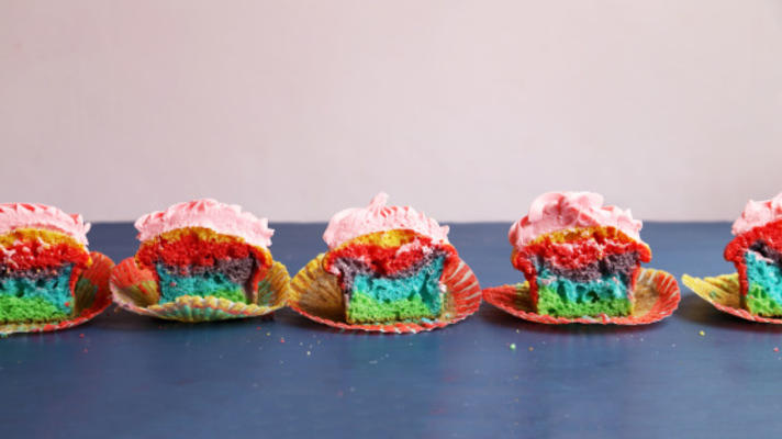 cupcakes lumineux arc-en-ciel