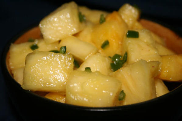 morceaux d'ananas feu et glace