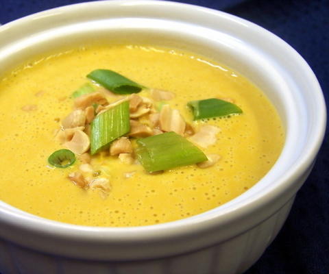 soupe thaïlandaise aux arachides