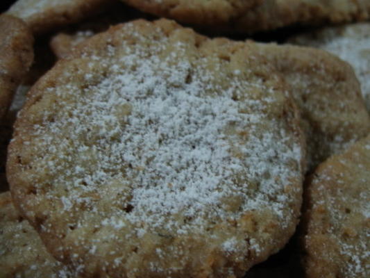 biscuits à l'avoine en poudre minces et croustillants