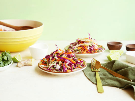 salade de chou au gingembre et à la lime