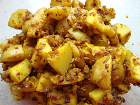 pommes de terre gujarati