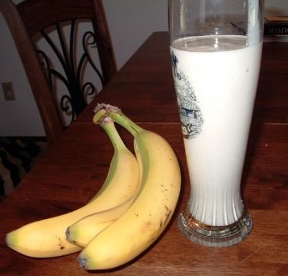 smoothie aux protéines de banane et de beurre d'arachide