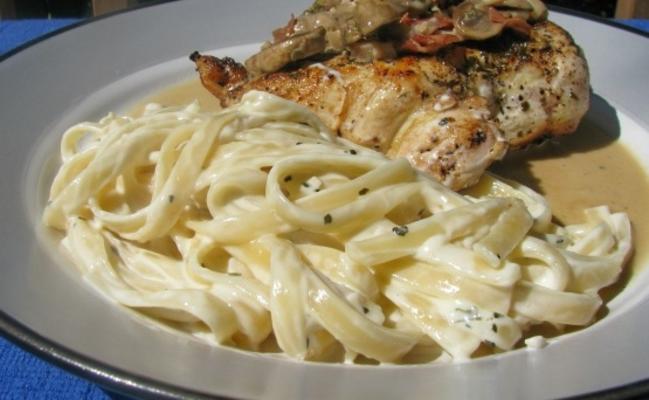 linguini alfredo