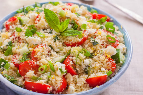 couscous citronné à la menthe, l'aneth et la feta