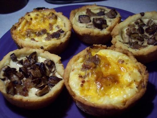 mini-quiches à la saucisse