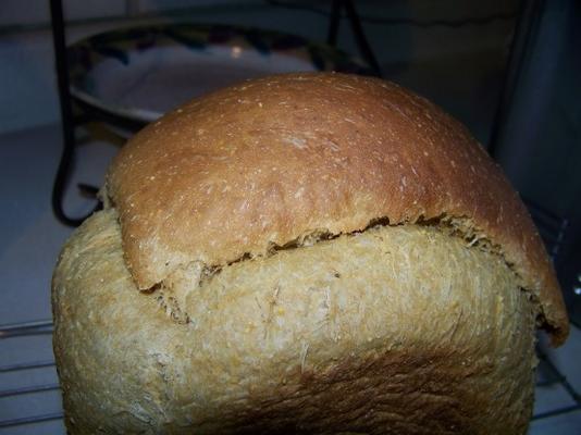 pain d'anadama de mimi (machine à pain)