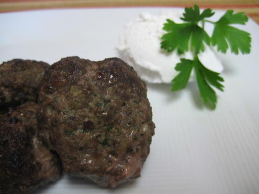 boulettes de viande d'agneau libanais
