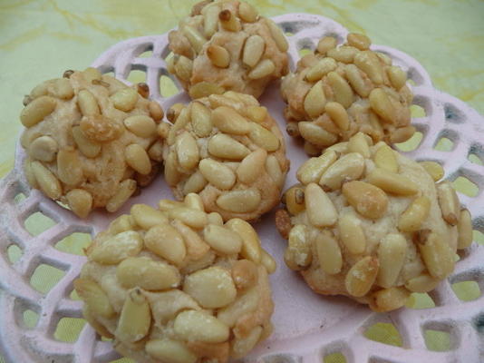biscuits aux noix de pin italiennes