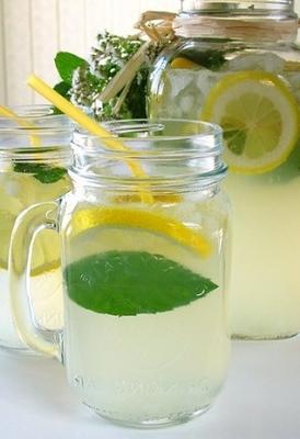 limonade à la menthe fraîche