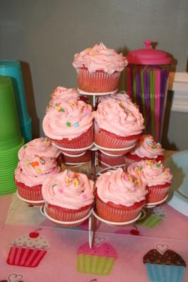 jolie cupcakes à la fraise rose