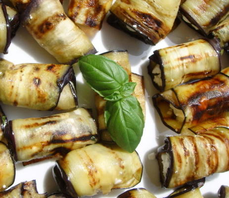 aubergines (aubergines) et féta