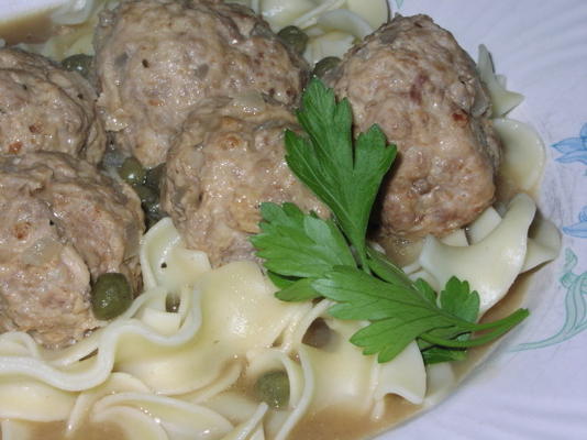 boulettes de viande aux câpres (konigsberger klopse)