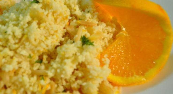 couscous à l'orange et aux amandes