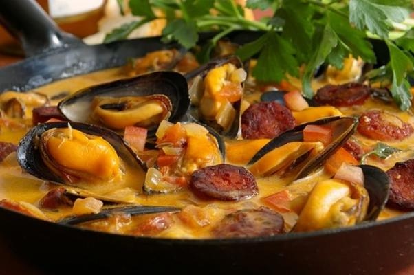 moules au chorizo, tomate et vin