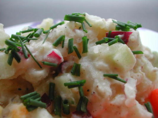 salade de pommes de terre à la crème sure - kartoffelsalat med surflandoslash; de