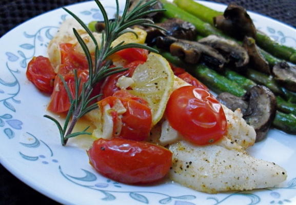 tilapia au citron, romarin et tomate