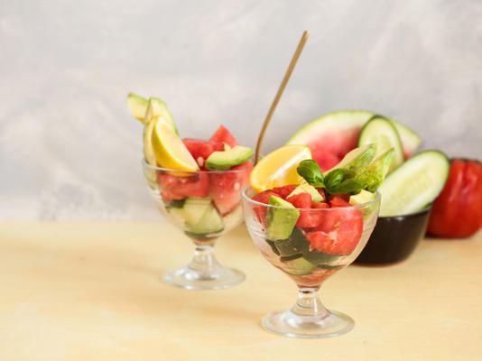 salade de tomates et de pastèques