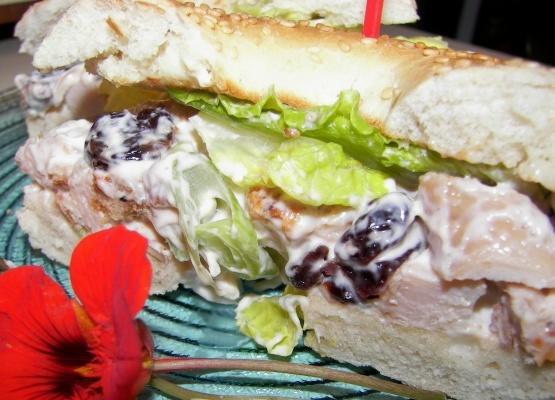 sandwich salade poulet cerise