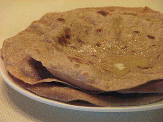 chapatis (pain plat indien ou kenyan)