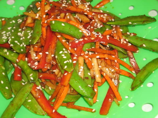 salade de pois de sucre avec vinaigrette soja gingembre