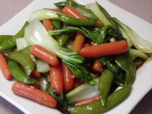 Petits légumes sautés à la sauce d'huîtres