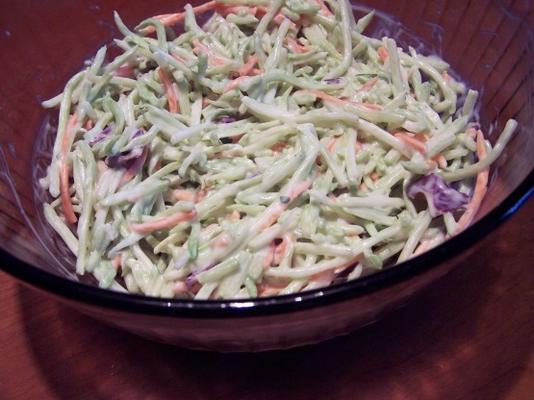 salade de brocoli crémeuse et facile