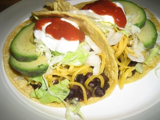 tacos aux haricots noirs et avocat