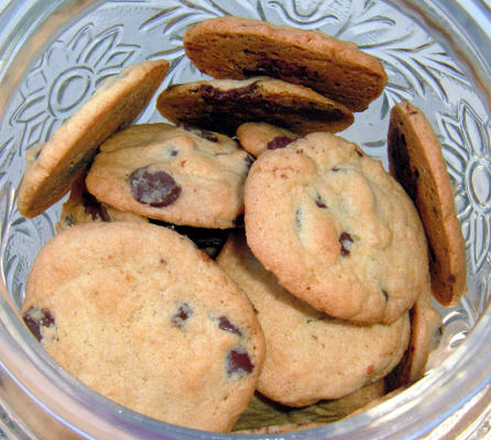 biscuits aux pépites de chocolat minces et croquants