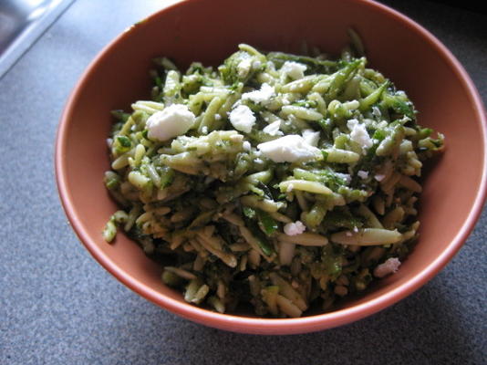 salade de courgettes au basilic et à l'orzo