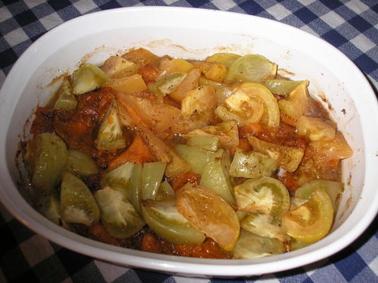 patate douce cuite au four avec tomates vertes