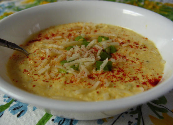 sopa de elote ou soupe de maïs sucré
